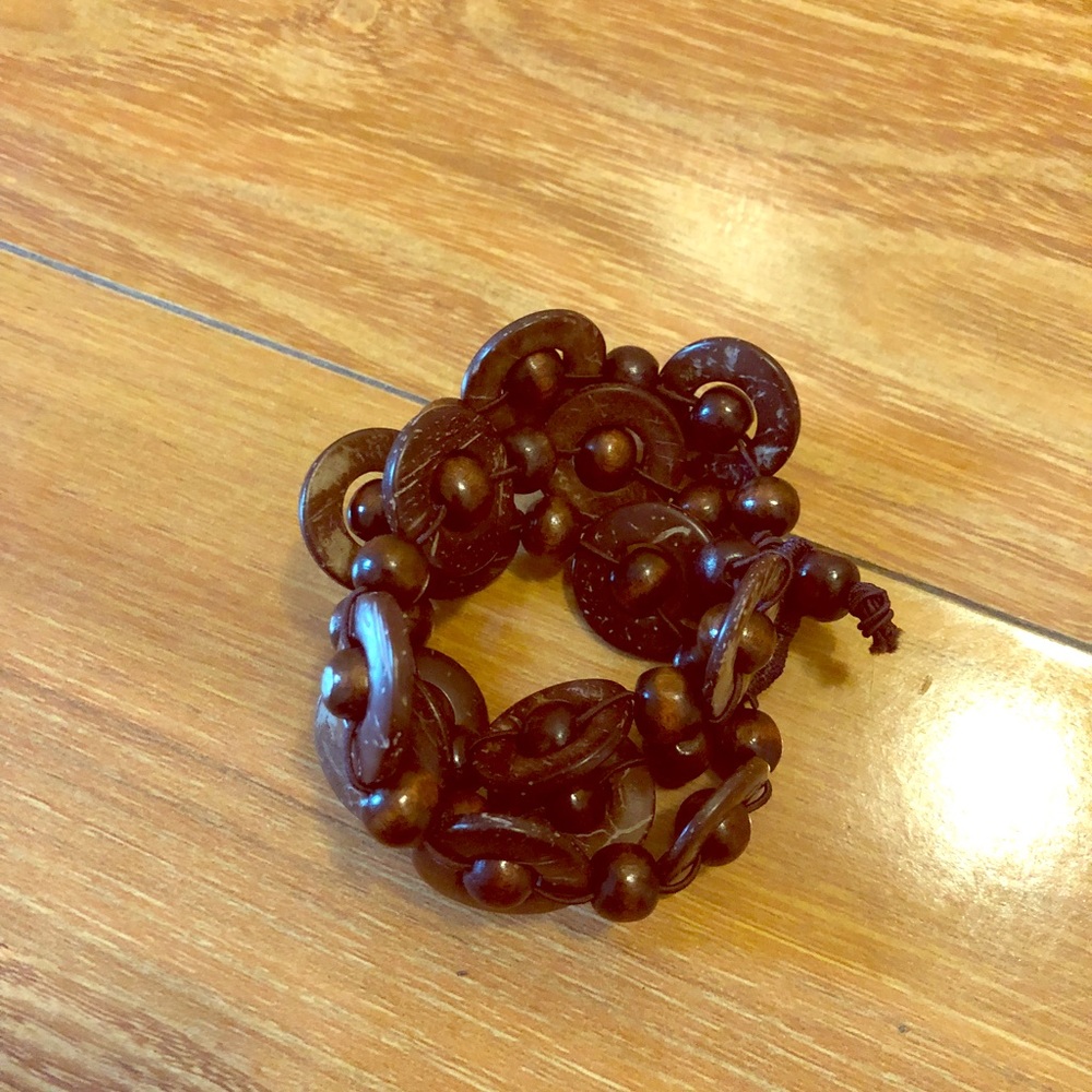 Stretchy bracelet